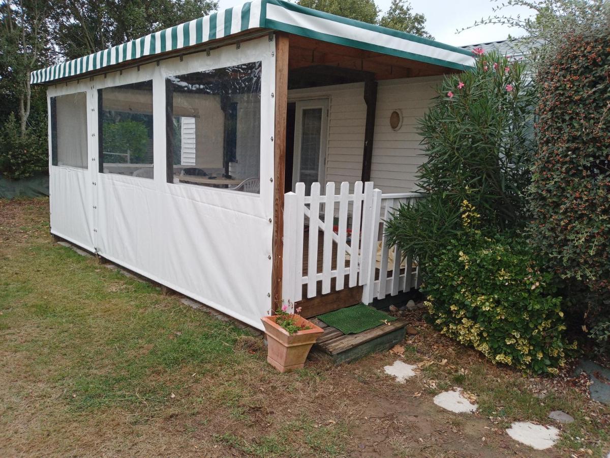 Mobil Dans Parc Residentiel Loisirs Campsite Talmont-Saint-Hilaire
